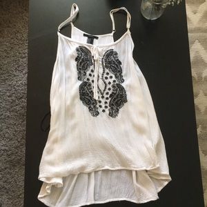 Flowy tank